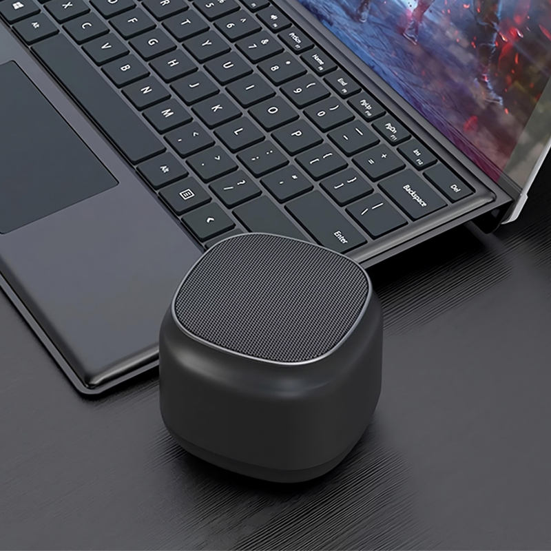  Siyah Bluetooth Hoparlör