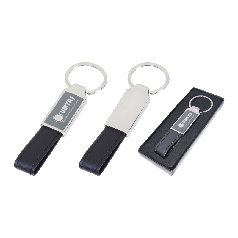  Kromiyah Tek Taraflı MetaSuni̇ Deri̇ Anahtarlık