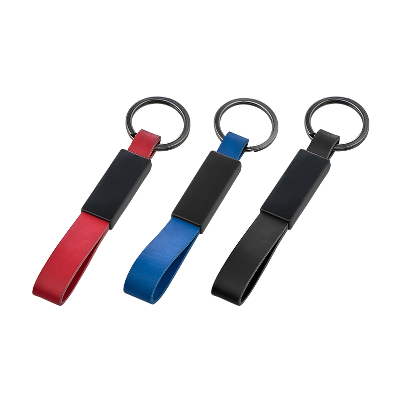  Kırmızı Çift Taraflı MetaSuni̇ Deri̇ Anahtarlık